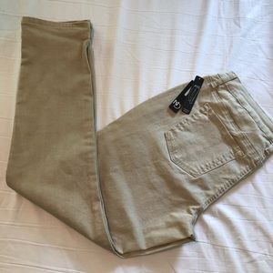 NWT cropped pants